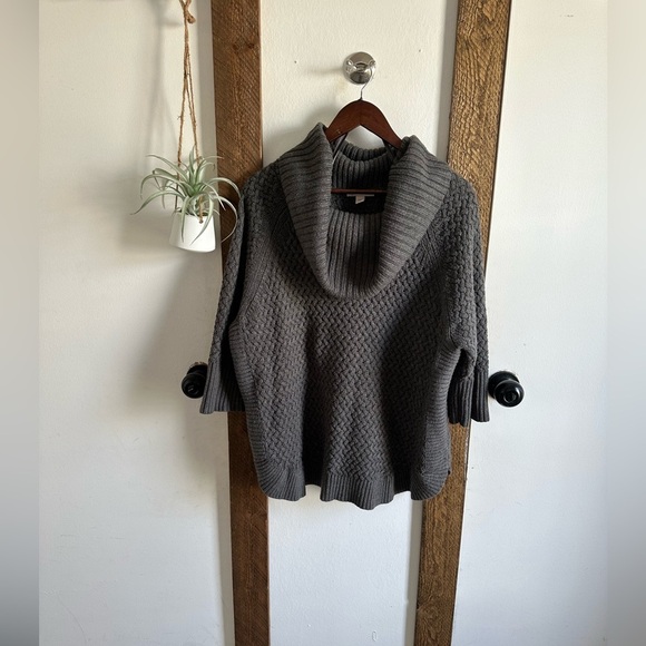 Dress Barn Plus Women’s Gray Cowl Neck Acrylic Knit Sweater Pullover Size 1X - Picture 2 of 11